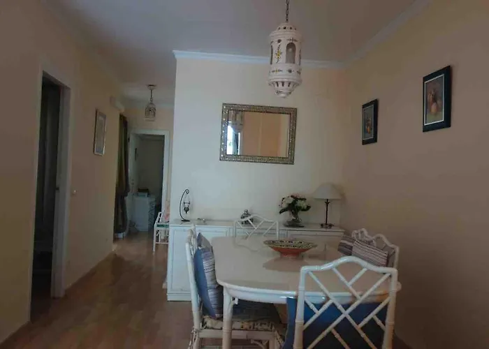 In El Paraiso - Near Puerto Banus *