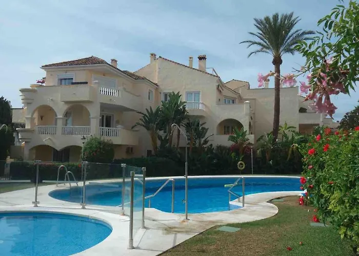 In El Paraiso - Near Puerto Banus * Estepona