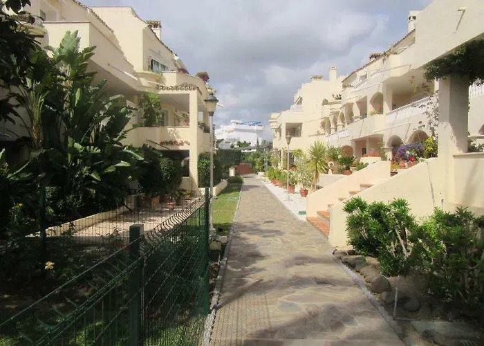 In El Paraiso - Near Puerto Banus Apartamento Estepona