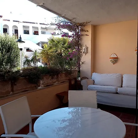 In El Paraiso - Near Puerto Banus *