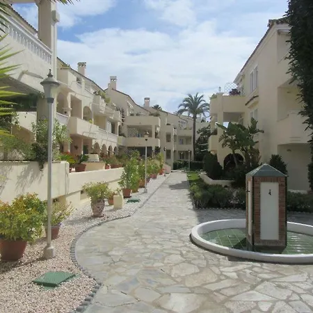 In El Paraiso - Near Puerto Banus דירה אסטפונה